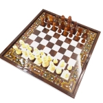 Lux Pearl chess
