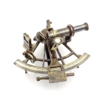 Brass sextant in a wooden box - XL