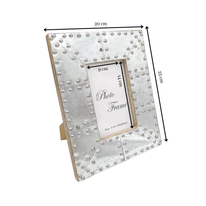 10 x 15 manga frame with metal rivets