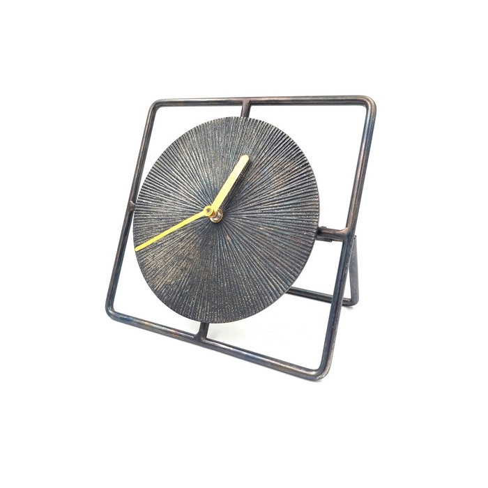 Elegancki zegar metalowy