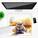 Star Wars Baby Yoda Schreibtischunterlage - 50x45 cm
