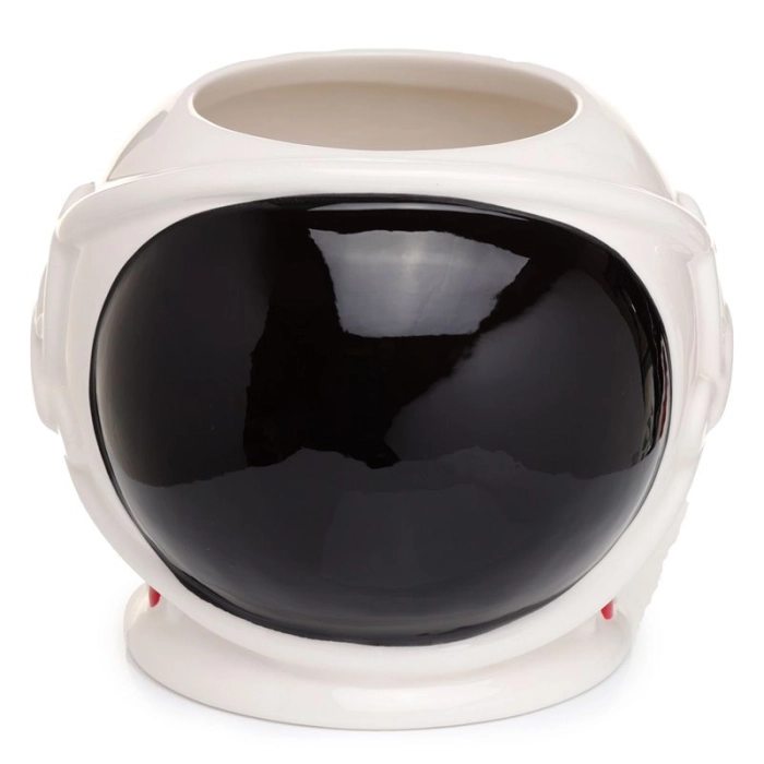 Keramický hrnček s prilbou astronauta