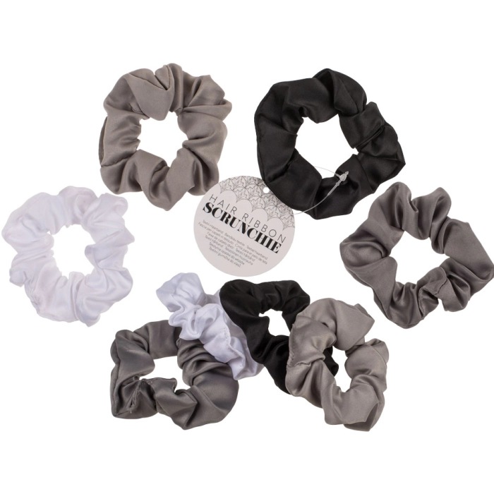 Scrunchie: An irreplaceable accessory with a touch of nostalgia