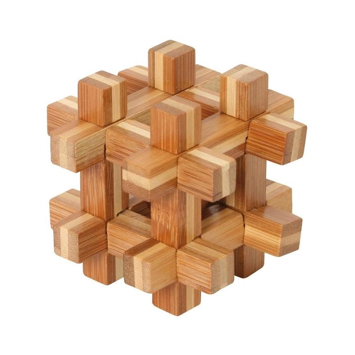 Bambusová puzzle koule ve vězení