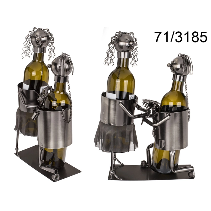 Metalowy stojak na wino - zakochana para V