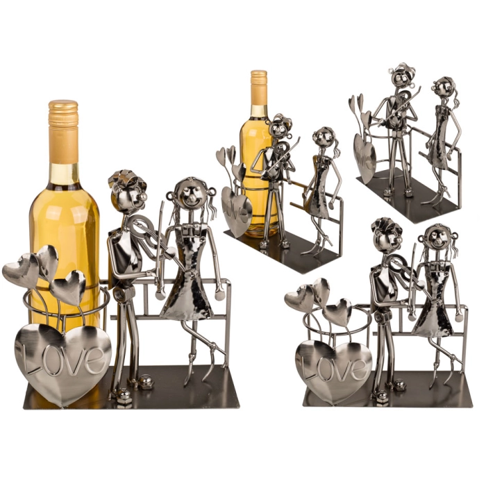 Metalowy stojak na wino - zakochana para VI