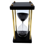 Klepsydra Mosiężno-Drewniana z Czarnym Piaskiem – 5 Minut Stylowej Refleksji