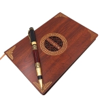 Zestaw prezentowy premium – drewniany notes A5 i elegancki długopis