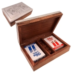 Zestaw Kart i Kości w Drewnianym Pudełku z Aluminiowym Wiekiem