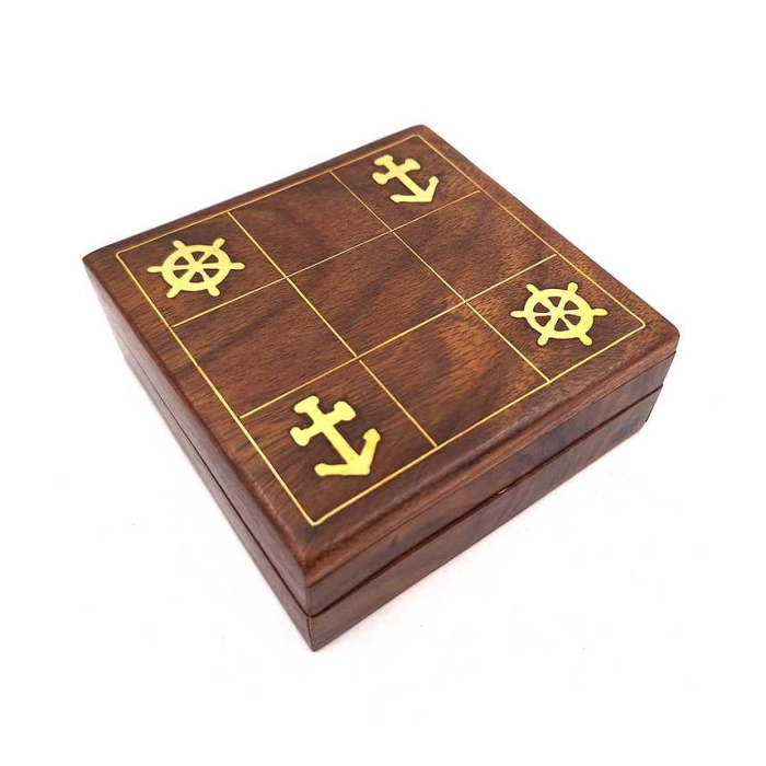 Tic Tac Toe in wooden box - kemis.pl