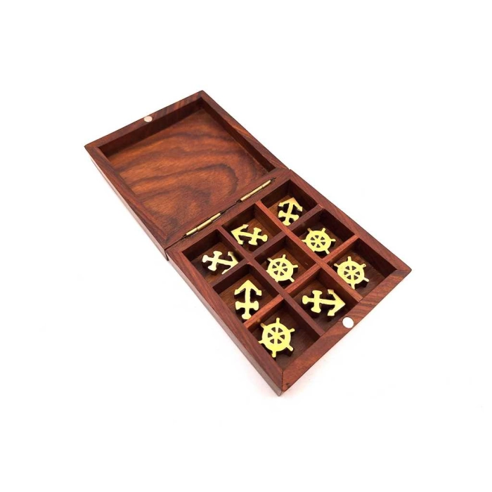 Tic Tac Toe in wooden box - kemis.pl