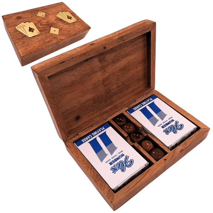 Dwie Talie Kart i Kości w Drewnianym Pudełku